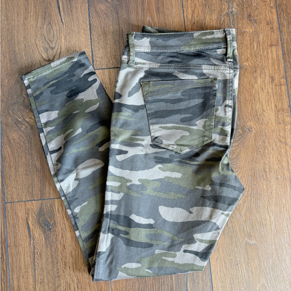 Express Legging Camouflage Pants